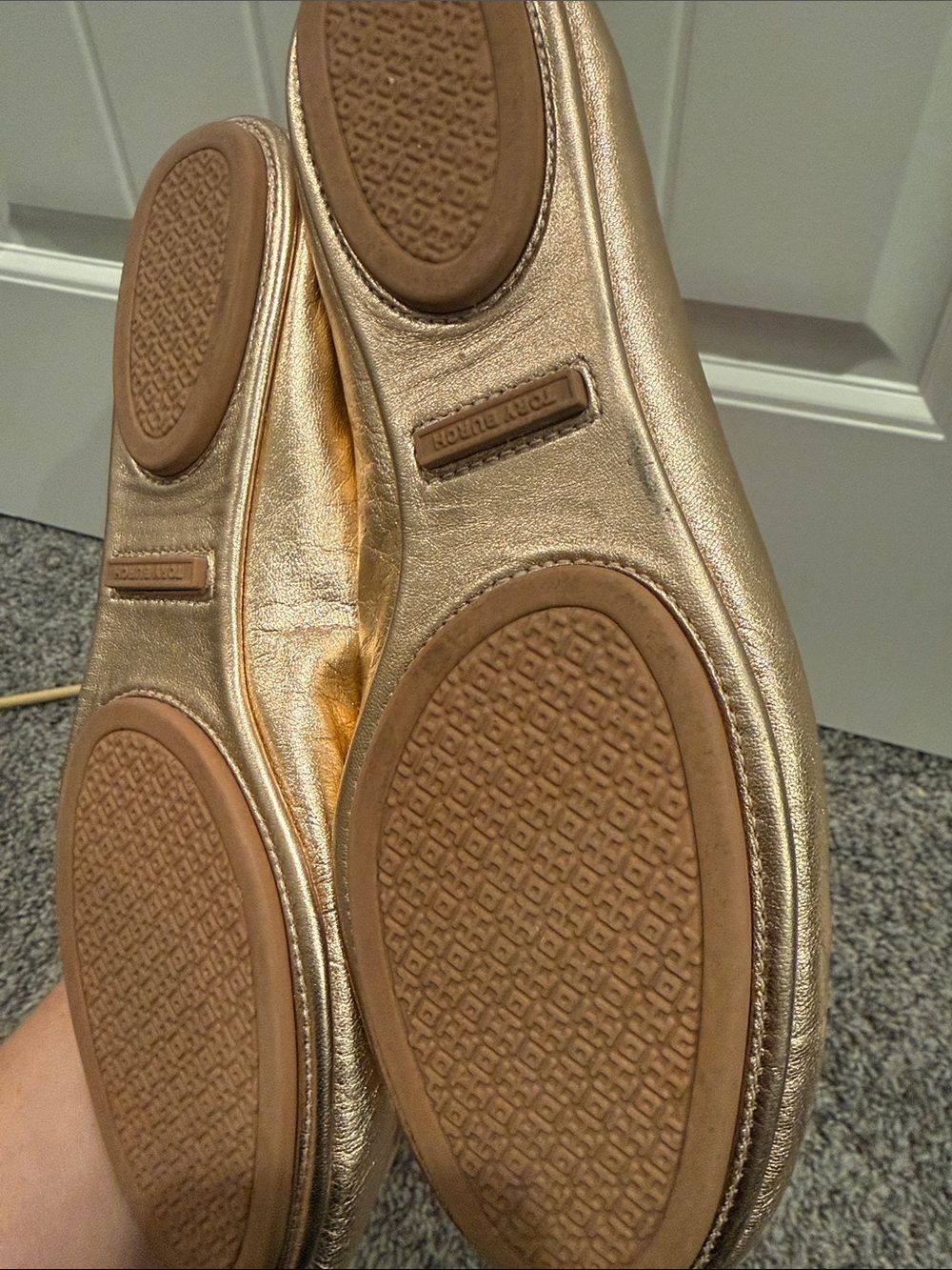 Tory Burch Metallic Rose Gold Minnie travel Ballet Flats size 7.5 - Picture 4 of 8